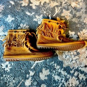 Minnetonka two tier fringe moccasins. Size 9